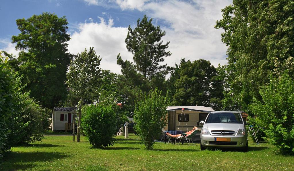 Camping La Belle Etoile Melun Eksteriør bilde